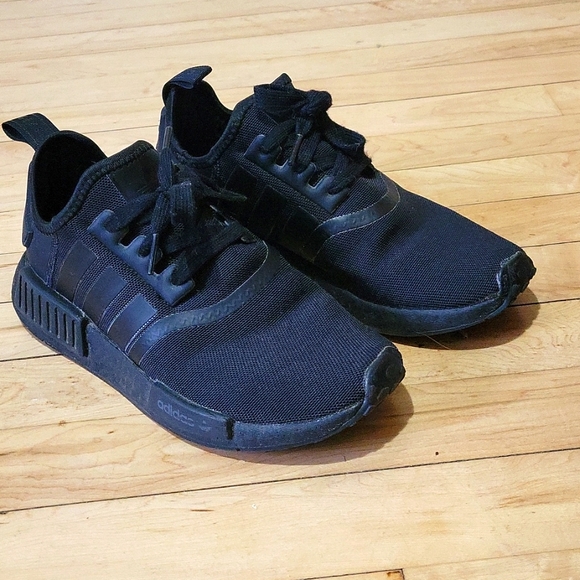 Adidas NMD R1 - Picture 1 of 4